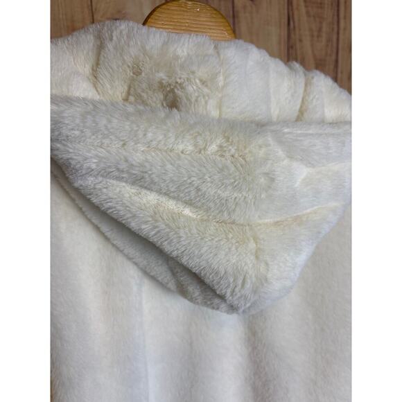 Thread & Supply Faux Fur Jacket with Pockets Cream White Women's Size S - Picture 6 of 10